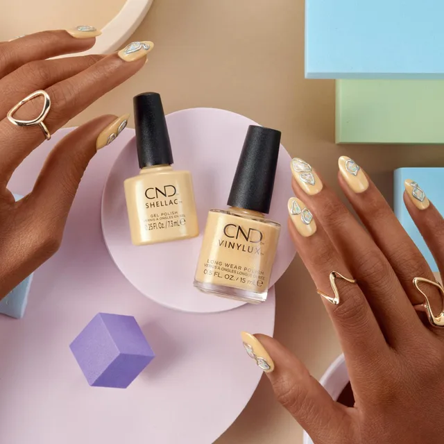 *CND Vinylux Seeing Citrine 15ml #440 
