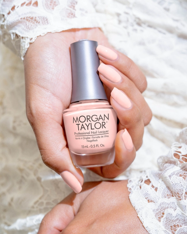 Morgan Taylor SIMPLY IRRESISTIBLE 15ml 