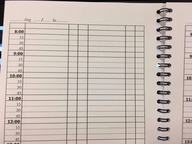 *Timebestillingsbok  2+2 