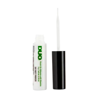 DUO Brush On Adhesive Clear with Vitamins 5g