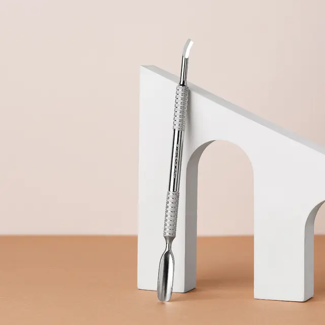 Staleks Cuticle Pusher EXPERT 30 TYPE 4.3 (rounded) left 