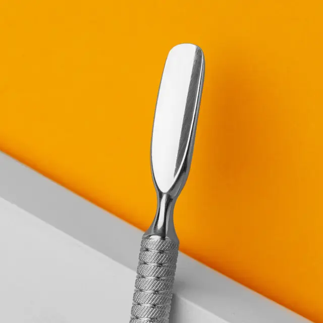 Staleks Cuticle Pusher EXPERT 30 TYPE 3 (rounded+cleaner) 