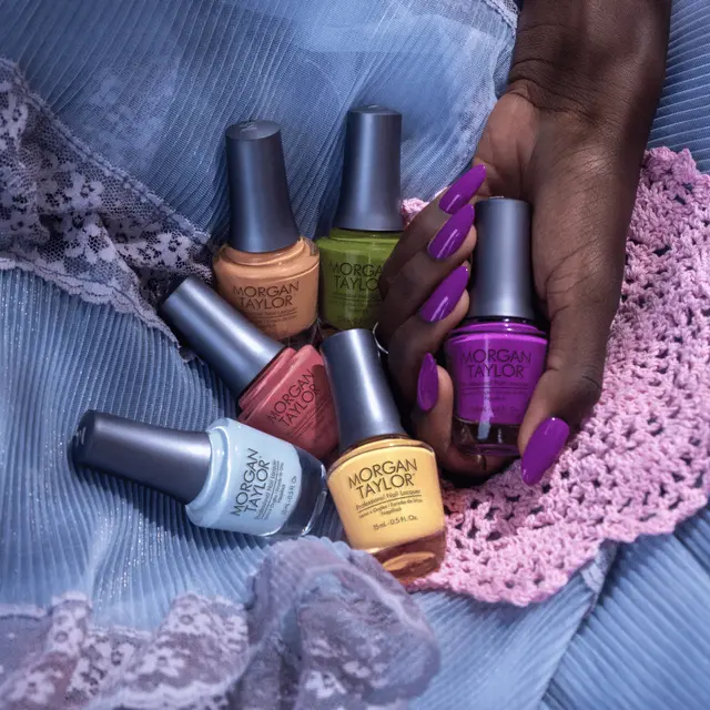 *Morgan Taylor LACE IS MORE Collection 12stk Display 